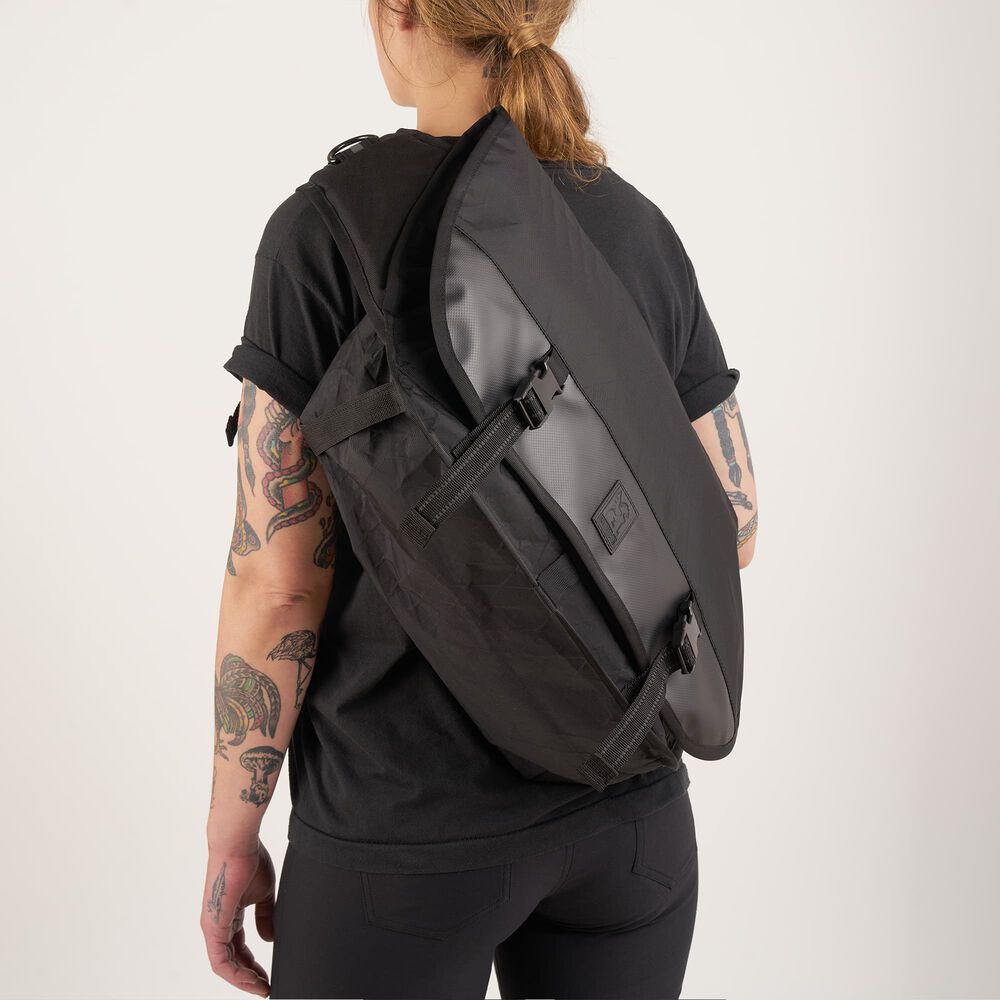 Chrome Citizen BLCKCHRM 22X