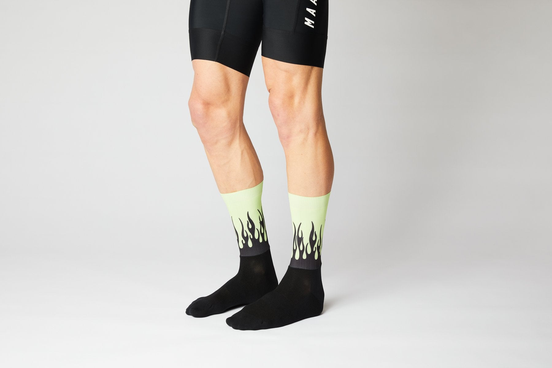 FINGERSCROSSED #Aero Flames Sorte/Neon Cykelstrømper