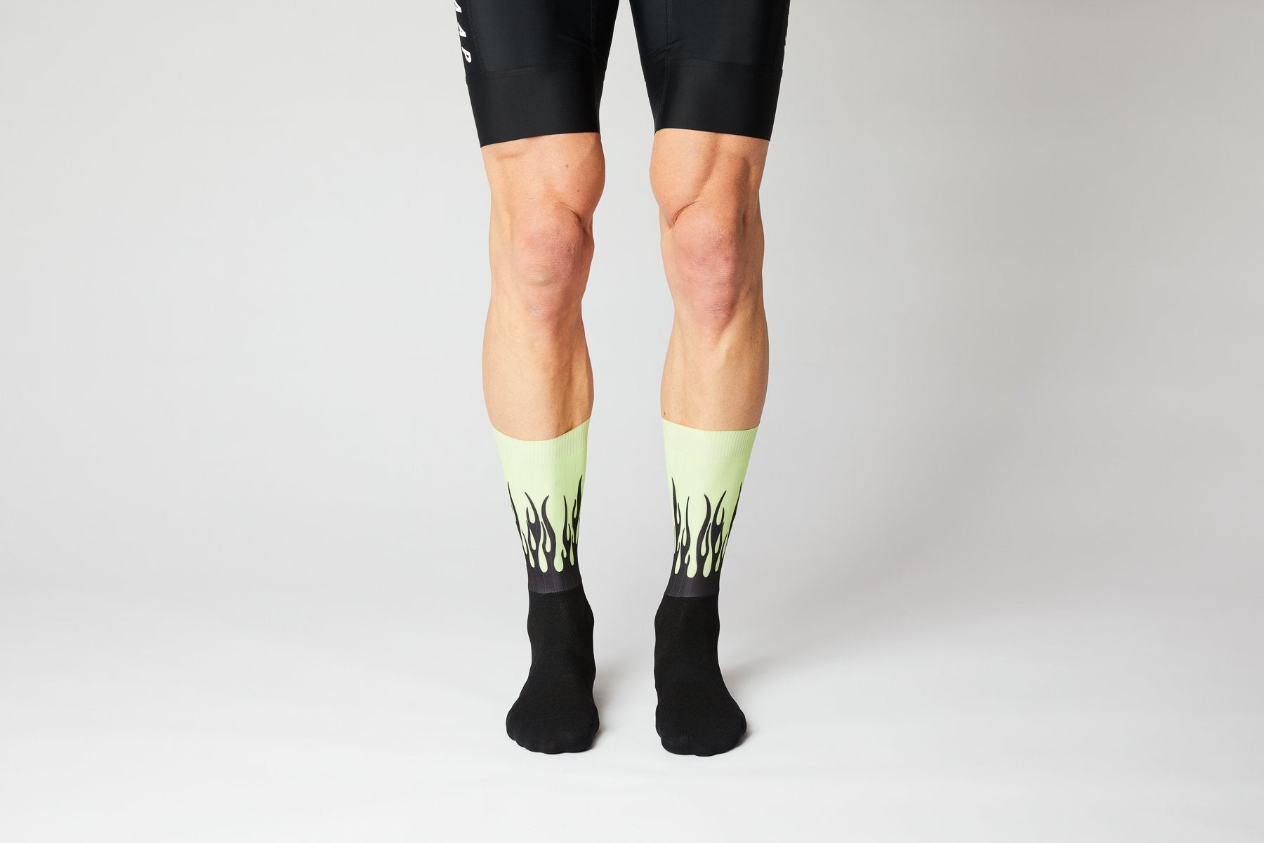 FINGERSCROSSED #Aero Flames Sorte/Neon Cykelstrømper