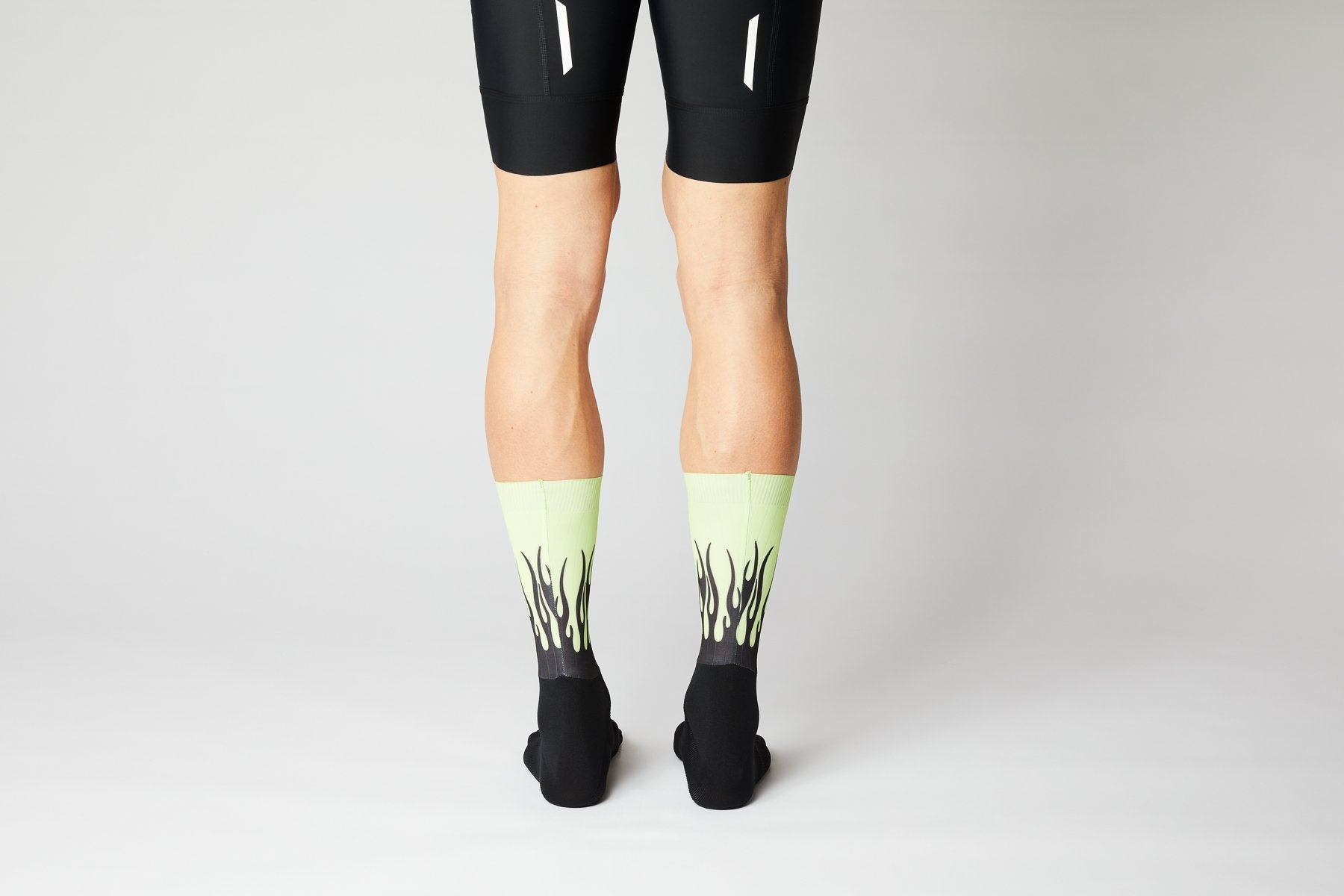 FINGERSCROSSED #Aero Flames Sorte/Neon Cykelstrømper