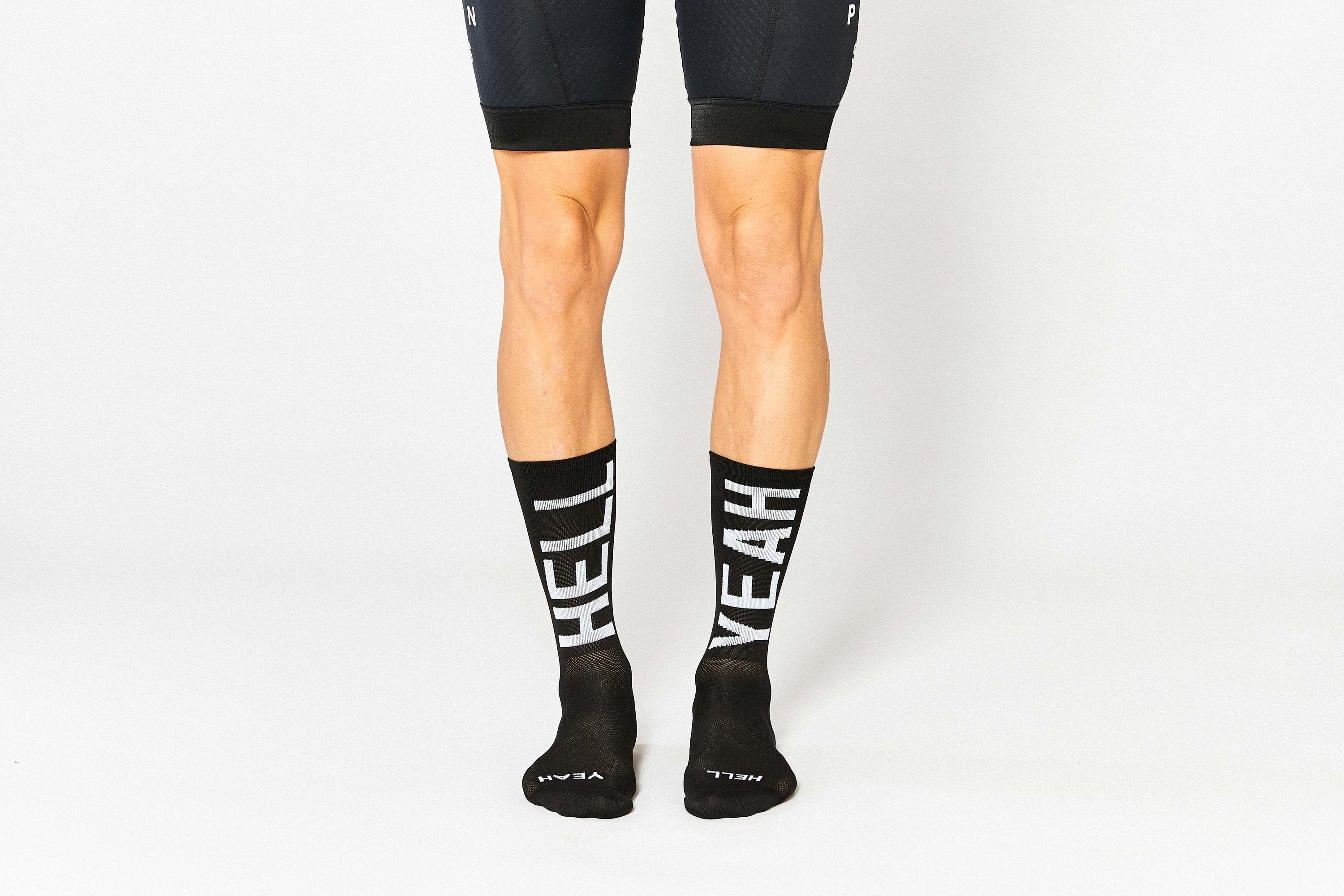 FINGERSCROSSED #666 HELT SIKKERT 2.0 Sorte Cykelstrømper