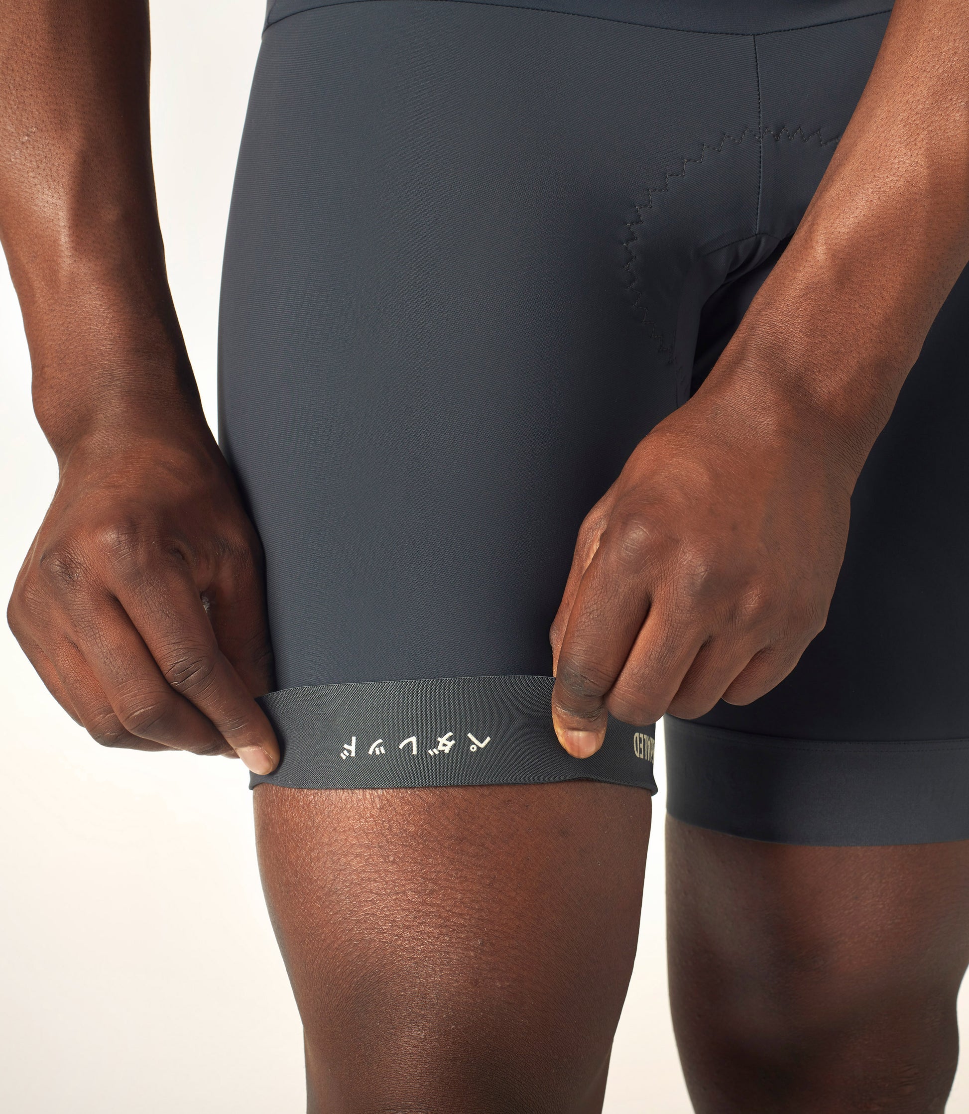 PEdALED Mirai Letvægts Bibshorts, Mørkegrå