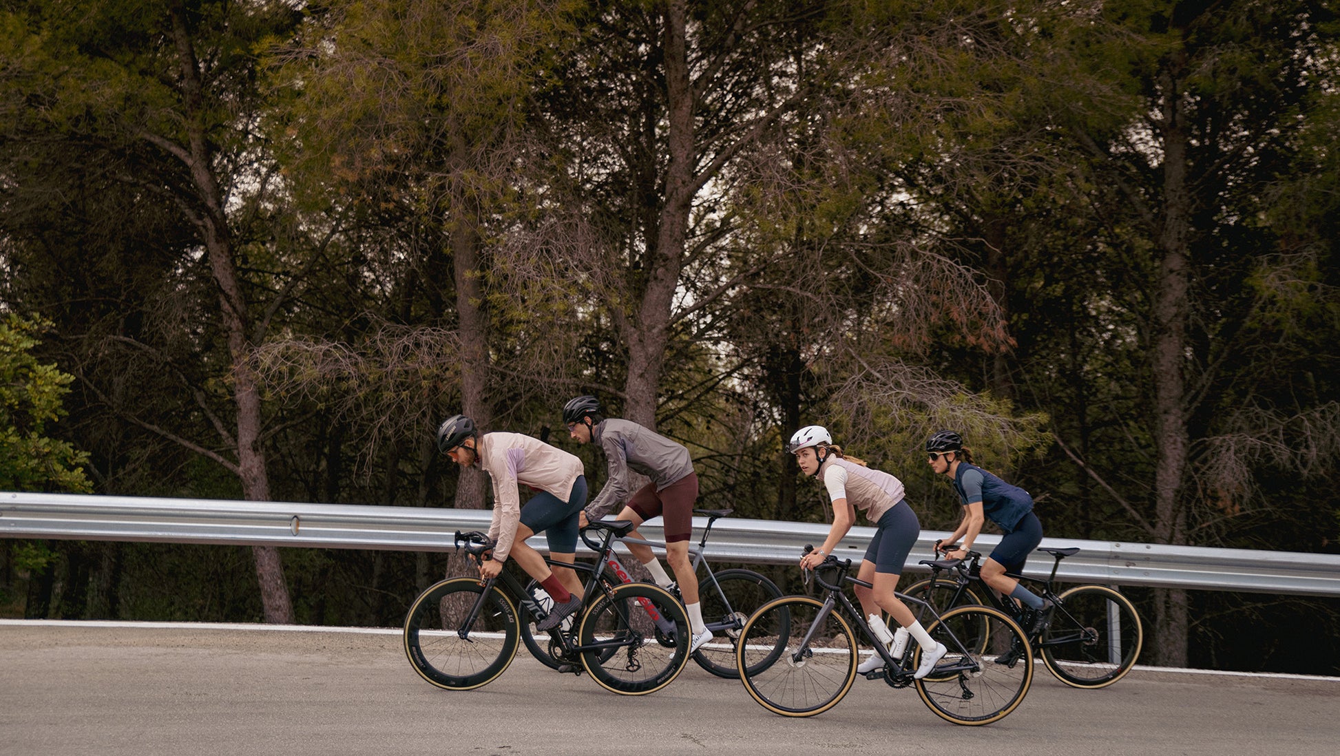 PEdALED Kvinders Mirai Letvægts Bibshorts, Mørkegrå