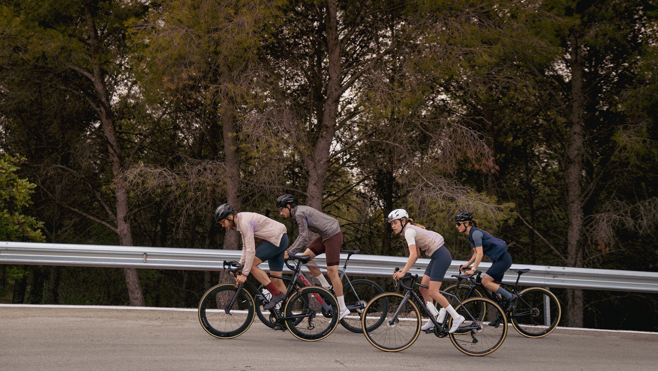PEdALED Kvinders Mirai Letvægts Bibshorts, Mørkegrå