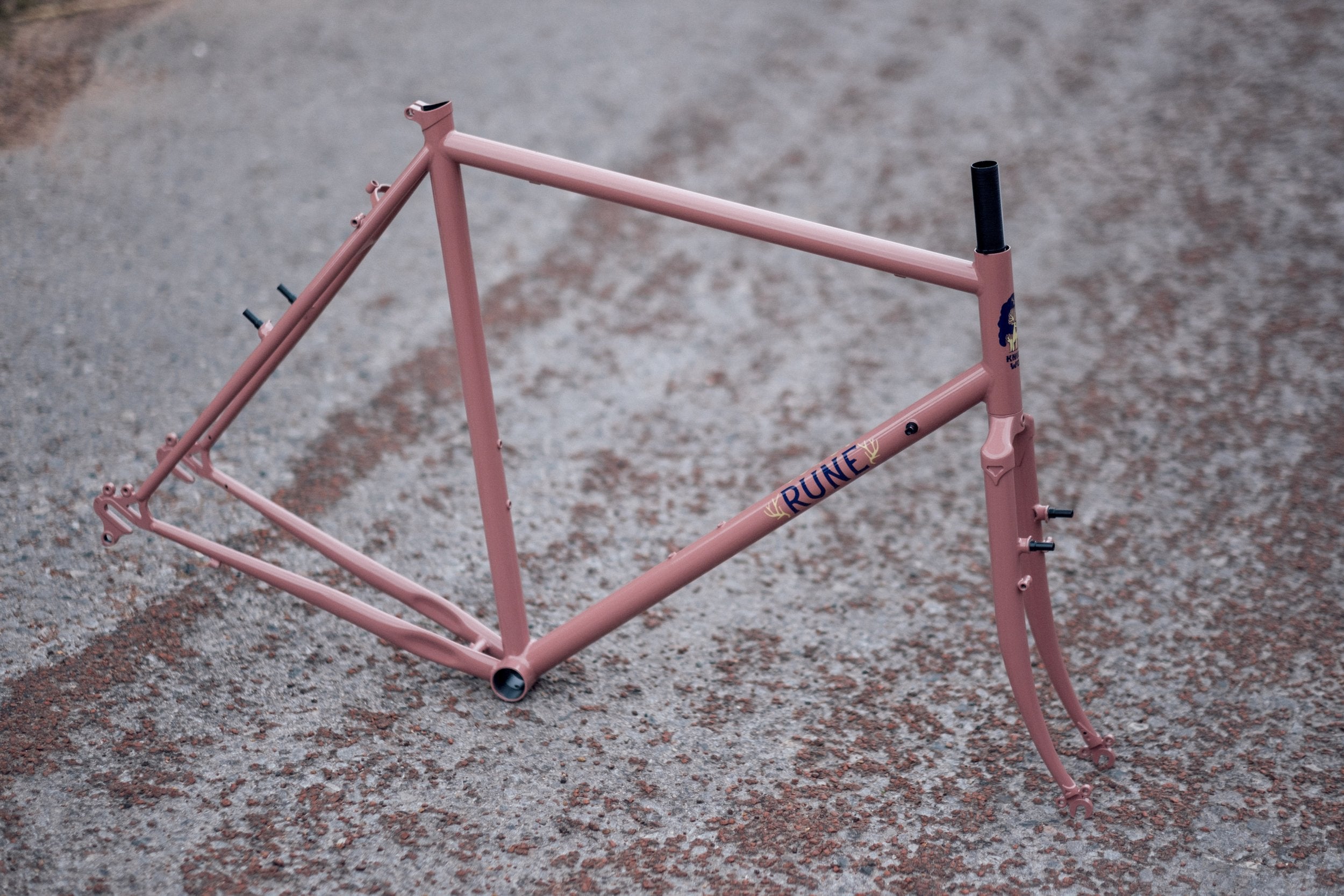 Rune Knightwood Rammesæt - Laks Rose X-Large