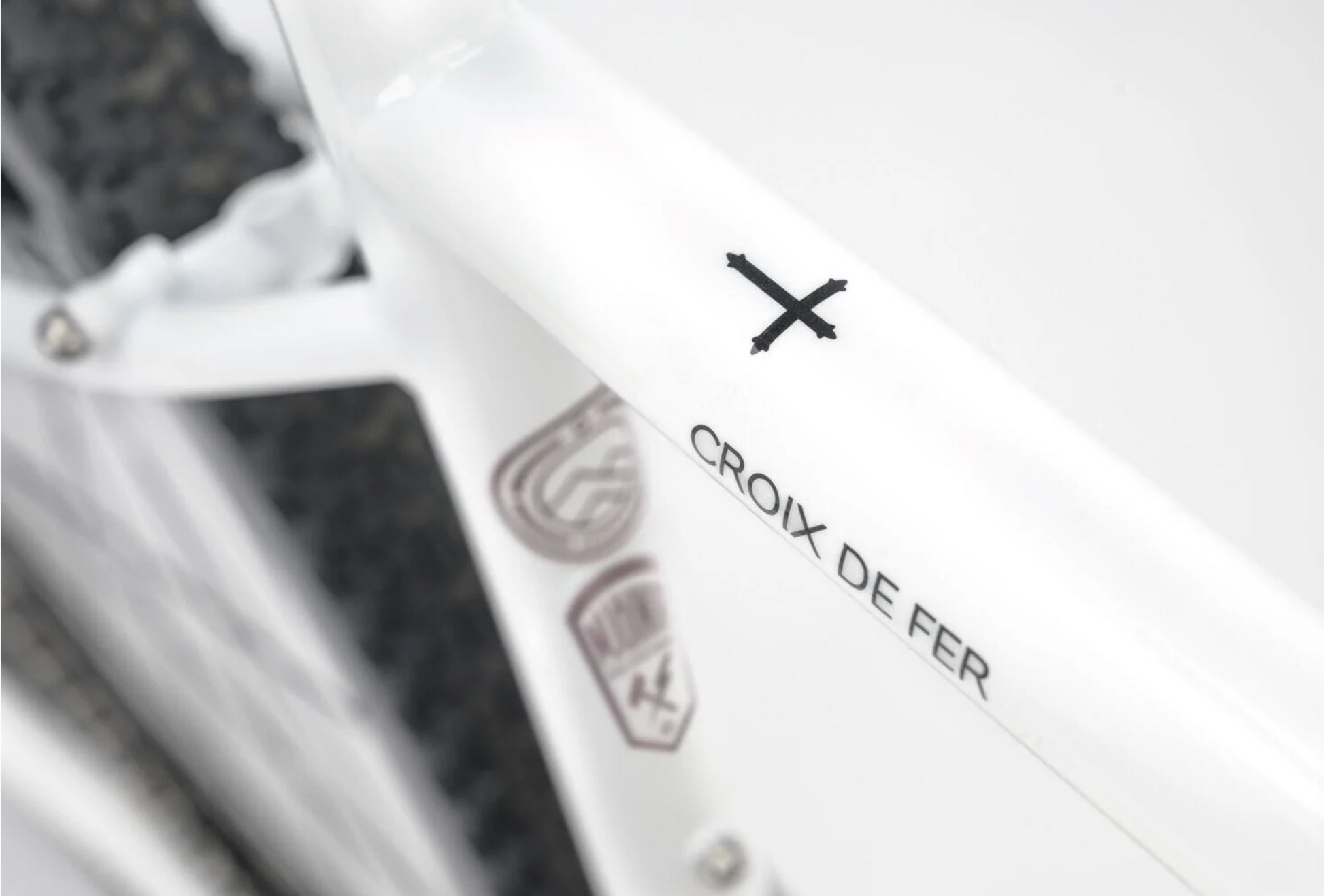Genesis Croix de Fer 10 (Whitehouse Family)