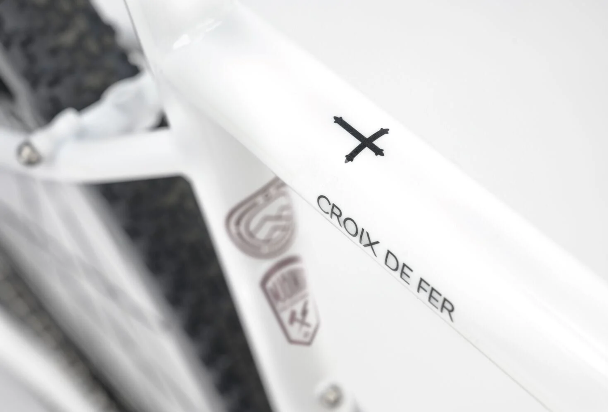 Genesis Croix de Fer 10 (Whitehouse Family)