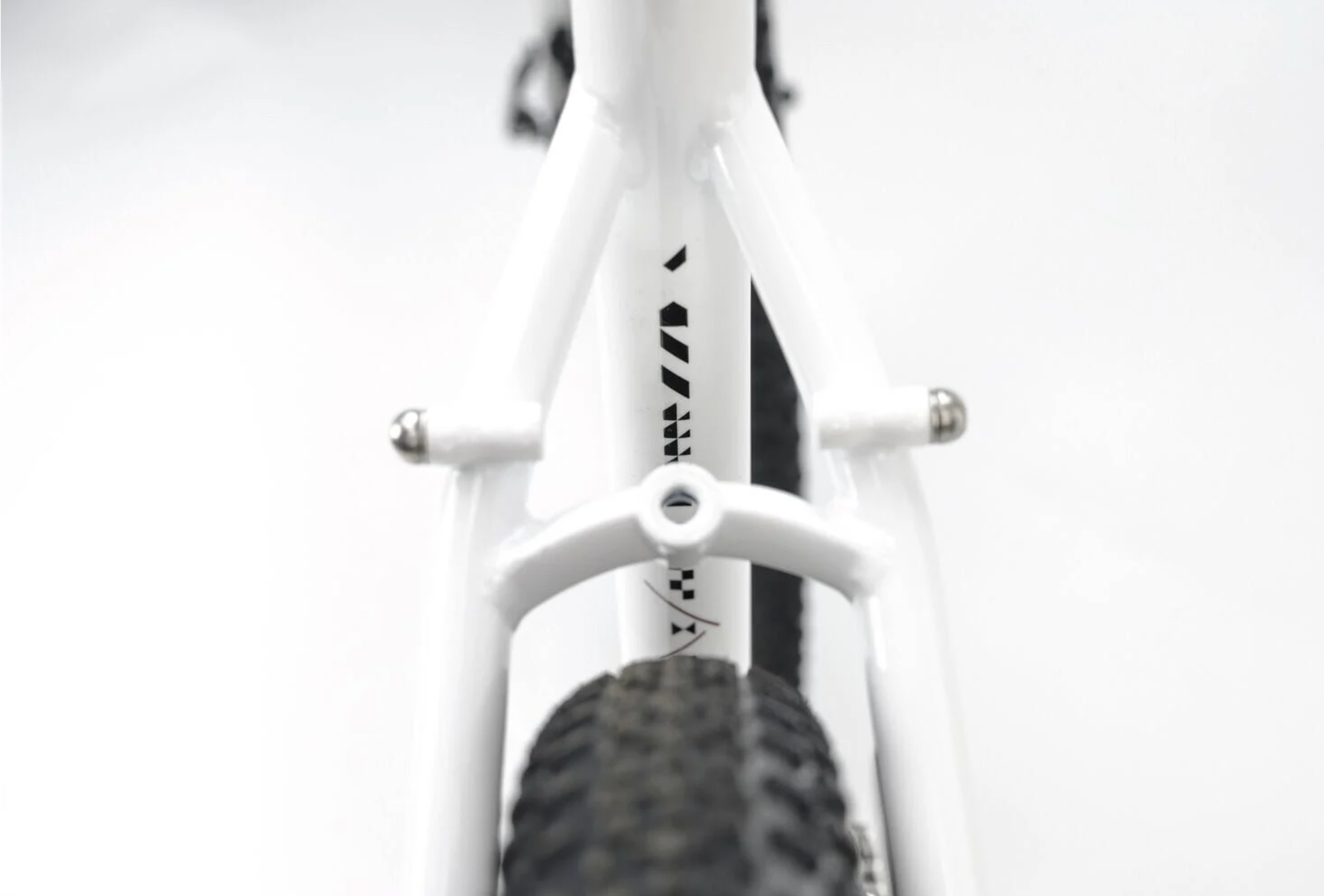 Genesis Croix de Fer 10 (Whitehouse Family)