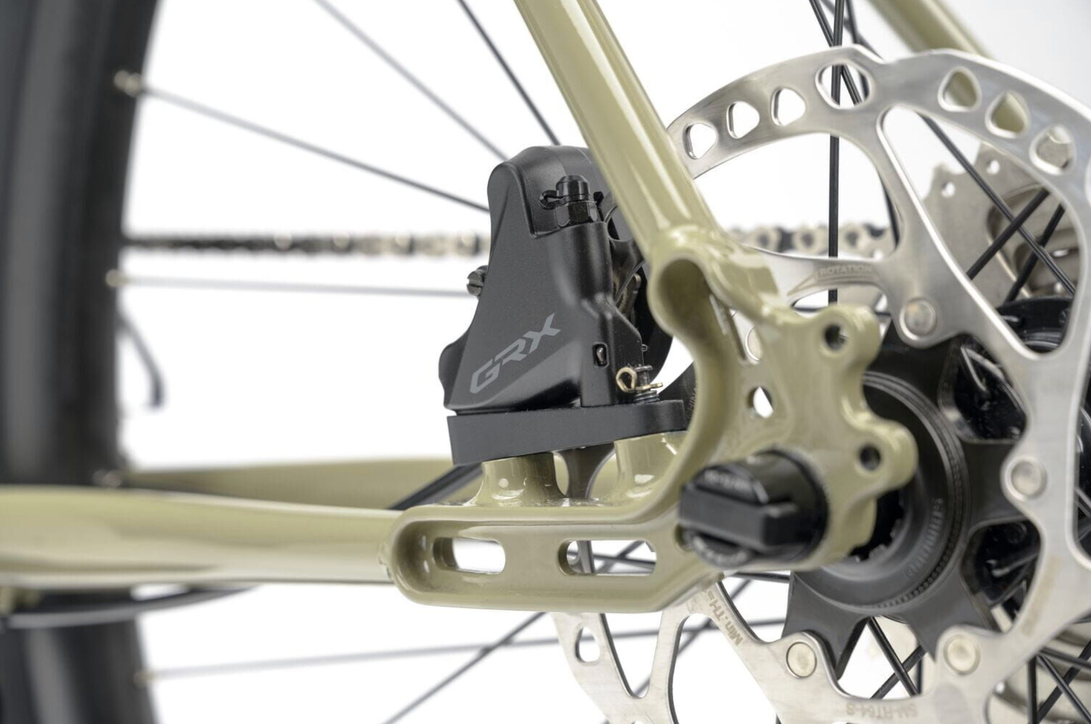 Genesis Croix de Fer 30 (Pavement)