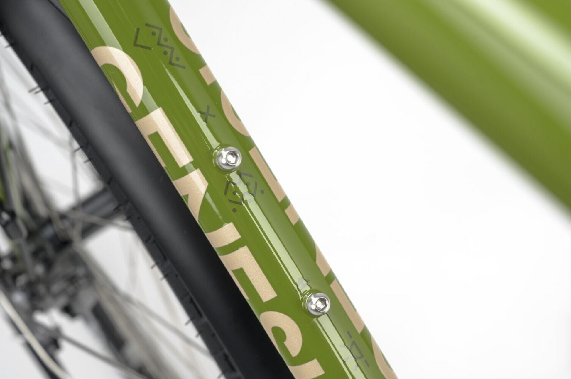 Genesis Tour De Fer 10 Flat Bar (Olive The Vida Loca)